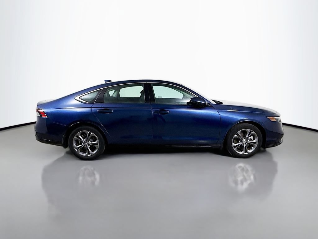 Used 2023 Honda Accord EX-L image 8