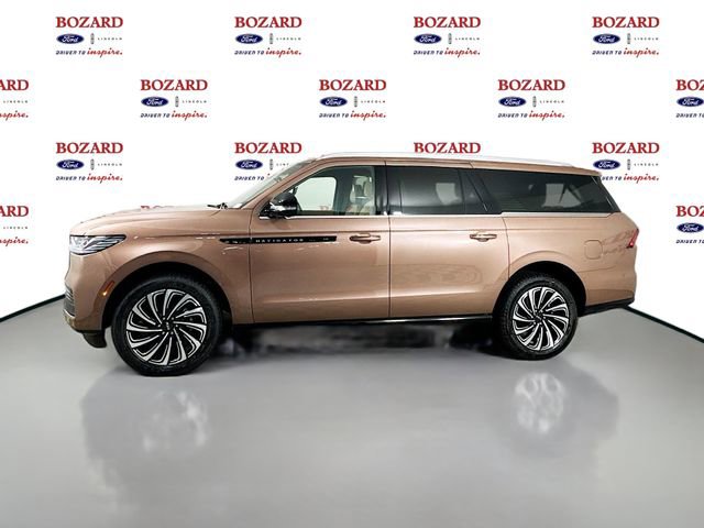 New 2025 Lincoln Navigator L Black Label AWD/4WD image 4