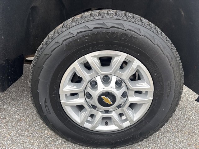 Used 2022 Chevrolet Silverado 2500 LT w/ Convenience Package image 9