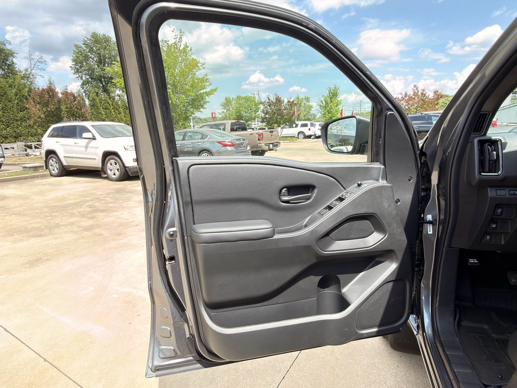 New 2026 Nissan Frontier SV RWD image 9