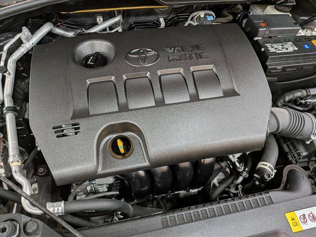 Used 2021 Toyota C-HR XLE FWD image 30