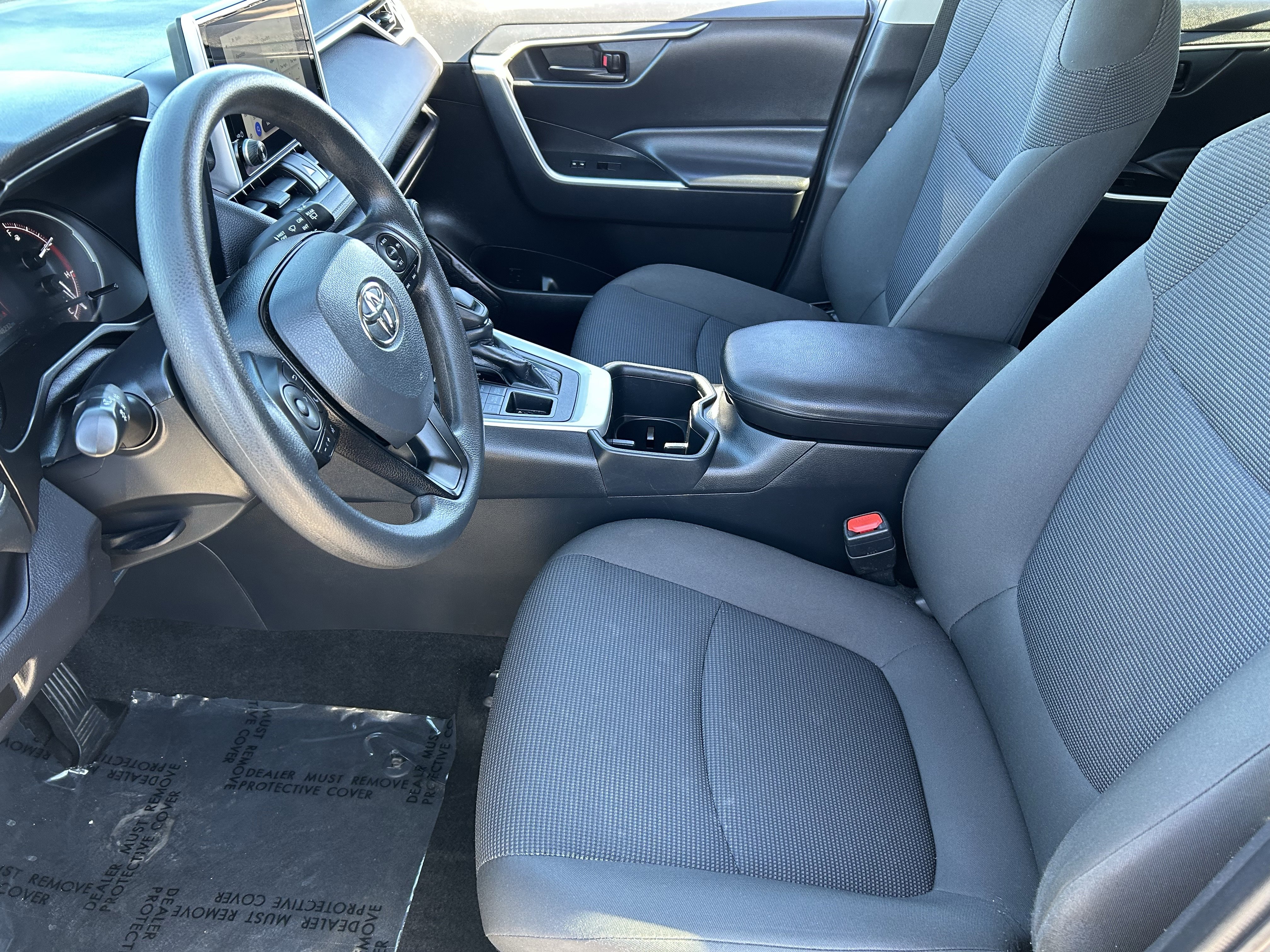 Used 2024 Toyota RAV4 LE image 18