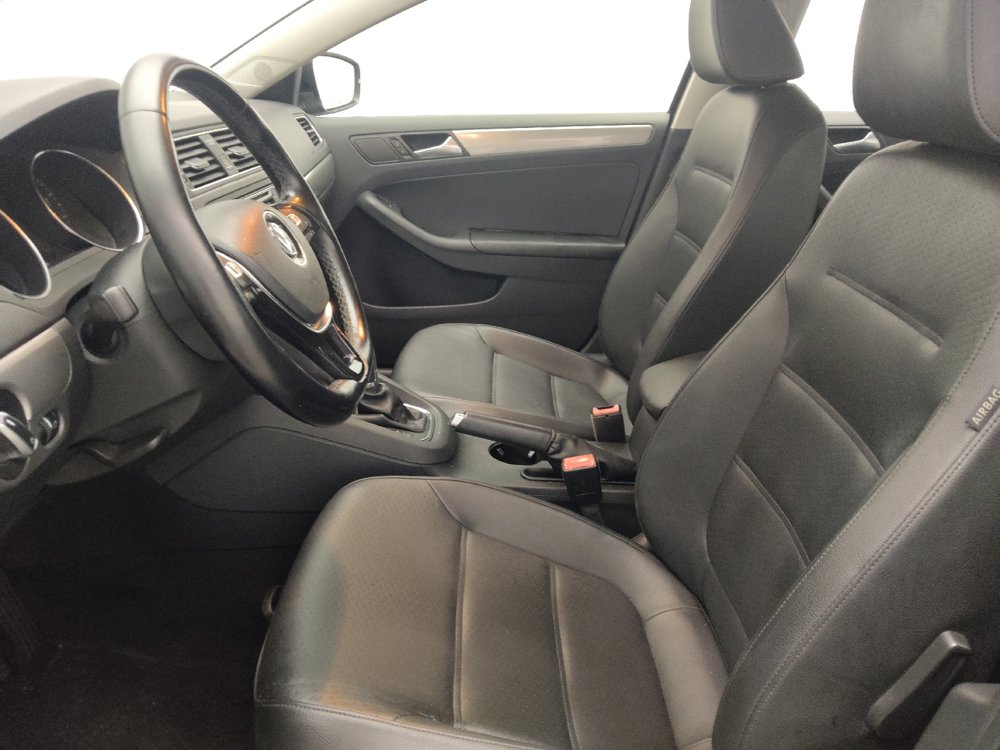 Used 2016 Volkswagen Jetta SE FWD image 17