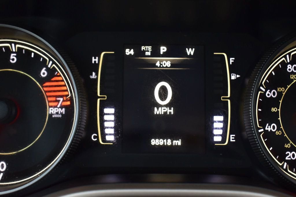 Used 2016 Jeep Cherokee Sport image 25