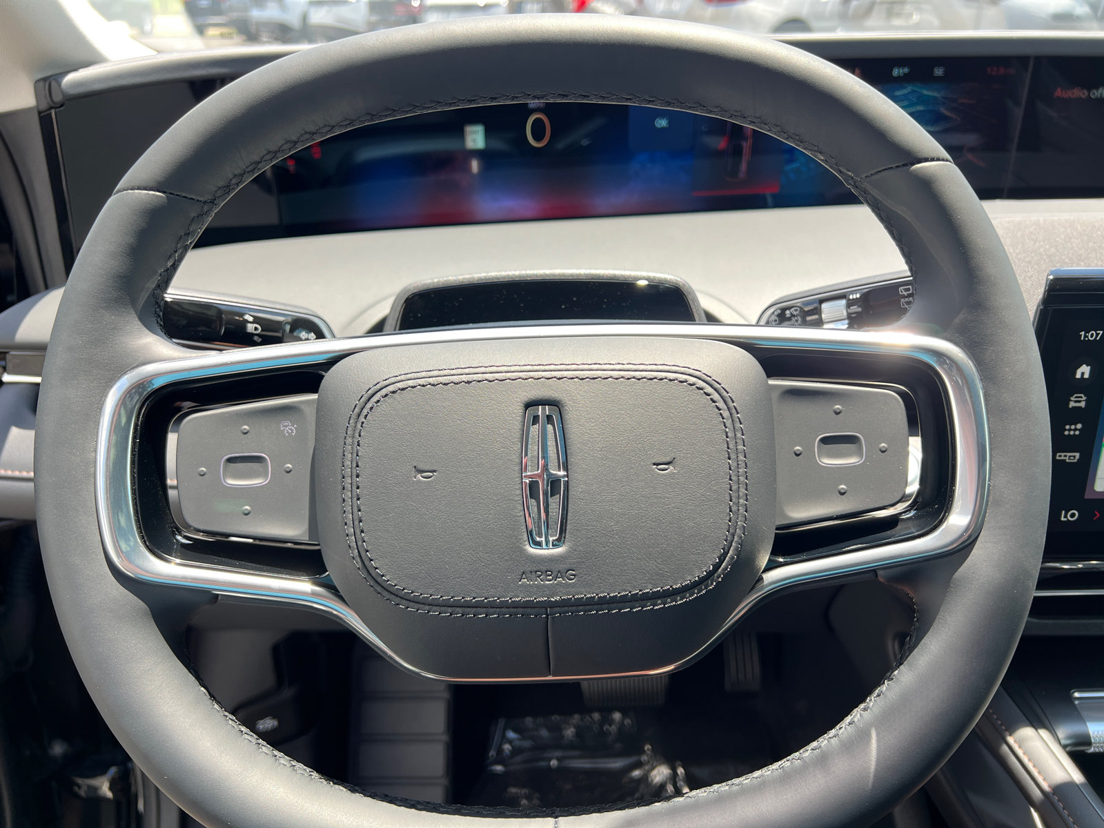 New 2026 Lincoln Nautilus Reserve w/ Jet Appearance Package AWD/4WD image 13