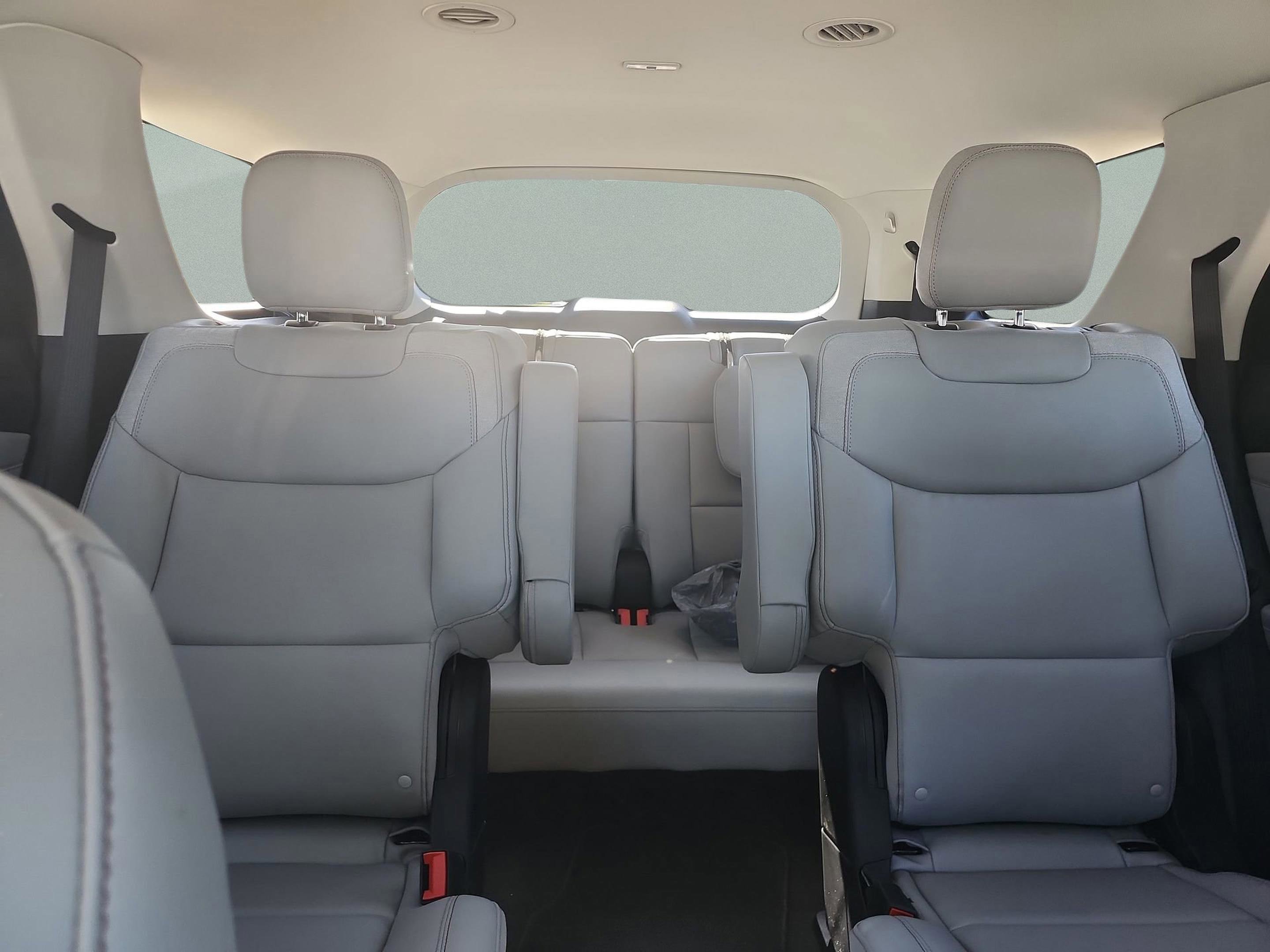 New 2026 Ford Explorer Active w/ Active Comfort Package image 17