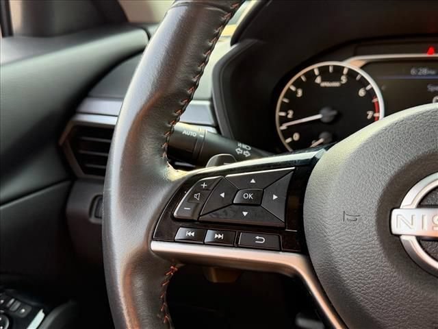 Used 2023 Nissan Altima 2.5 SR AWD/4WD image 17