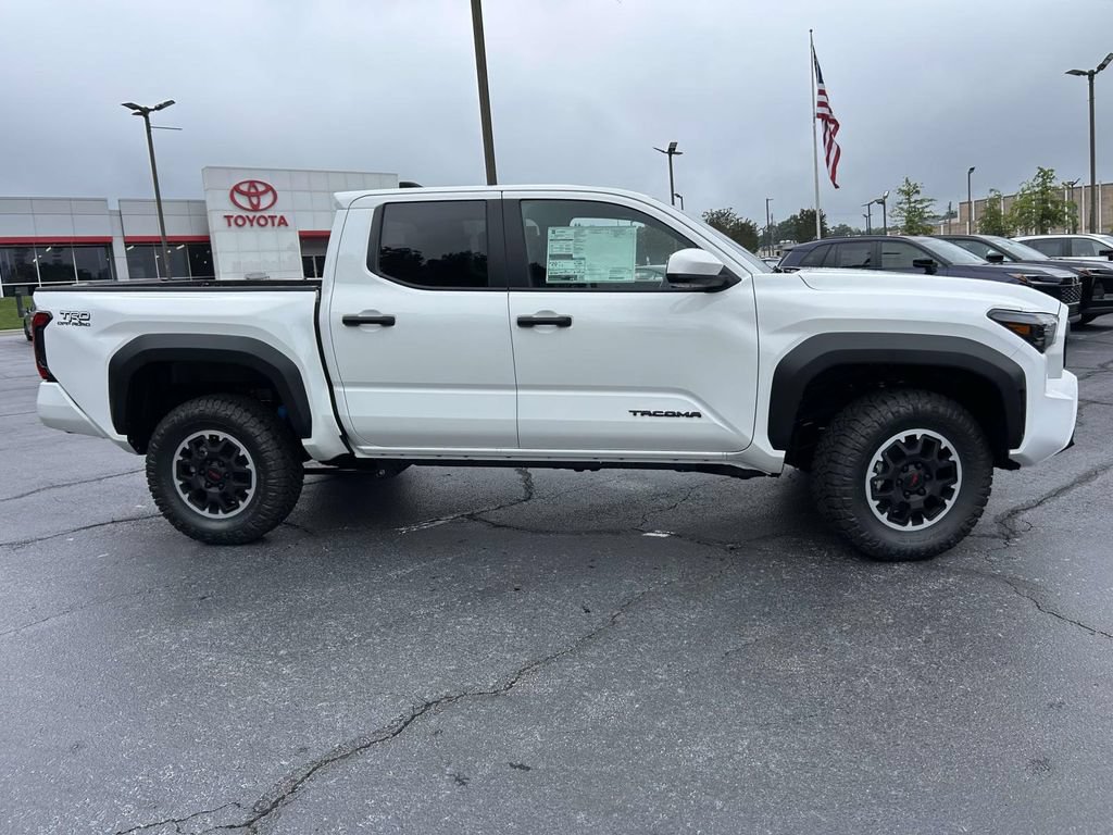 New 2026 Toyota Tacoma TRD Off-Road AWD/4WD image 2