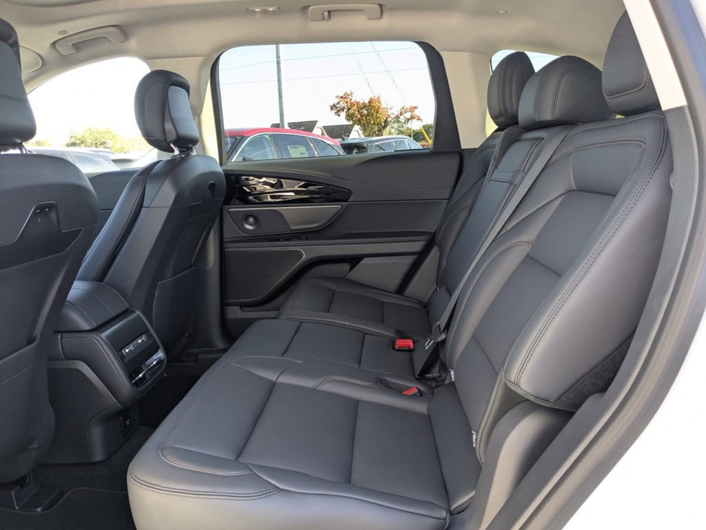 New 2026 Lincoln Nautilus Premier w/ Equipment Group 102A AWD/4WD image 14