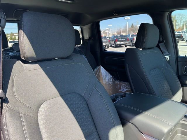 New 2026 RAM 1500 4x4 Crew Cab image 44