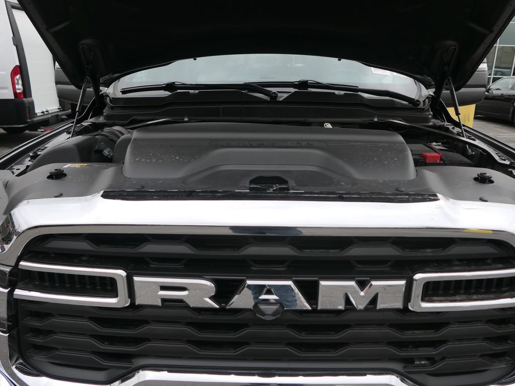 New 2026 RAM 3500 Tradesman AWD/4WD image 26