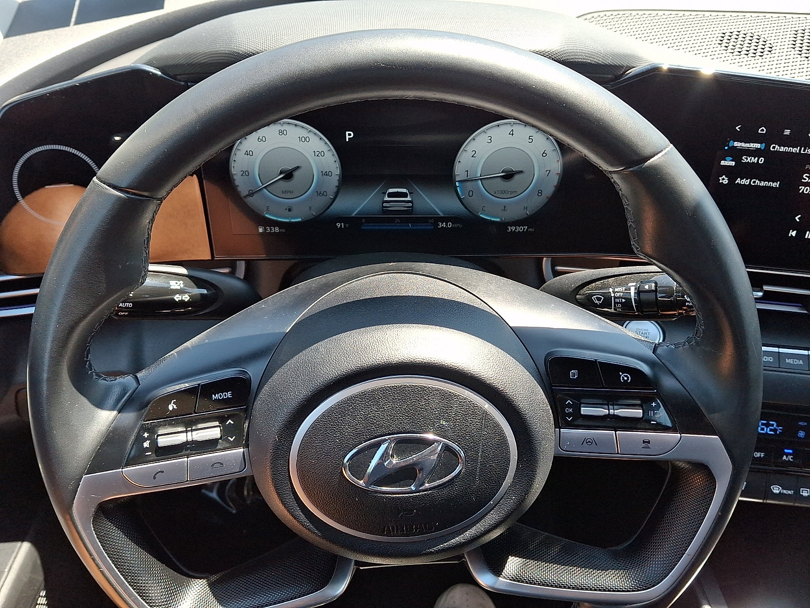 Used 2023 Hyundai Elantra Limited FWD image 20
