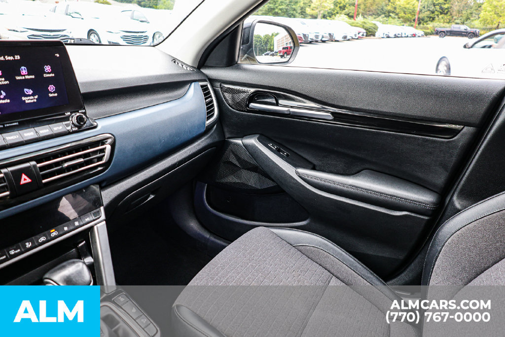 Used 2022 Kia Seltos Nightfall Edition AWD/4WD image 40