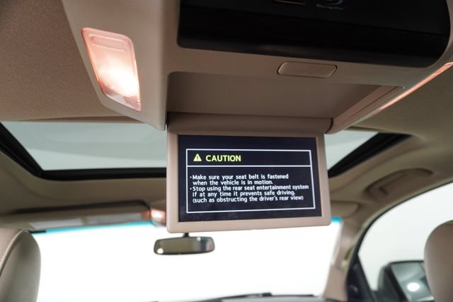 Used 2015 Toyota Sequoia Platinum RWD image 36