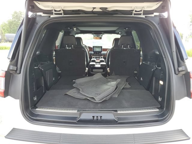 Used 2020 Lincoln Navigator Reserve w/ Luxury Package AWD/4WD image 6