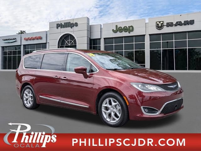 Certified 2019 Chrysler Pacifica Touring-L Plus FWD image 1