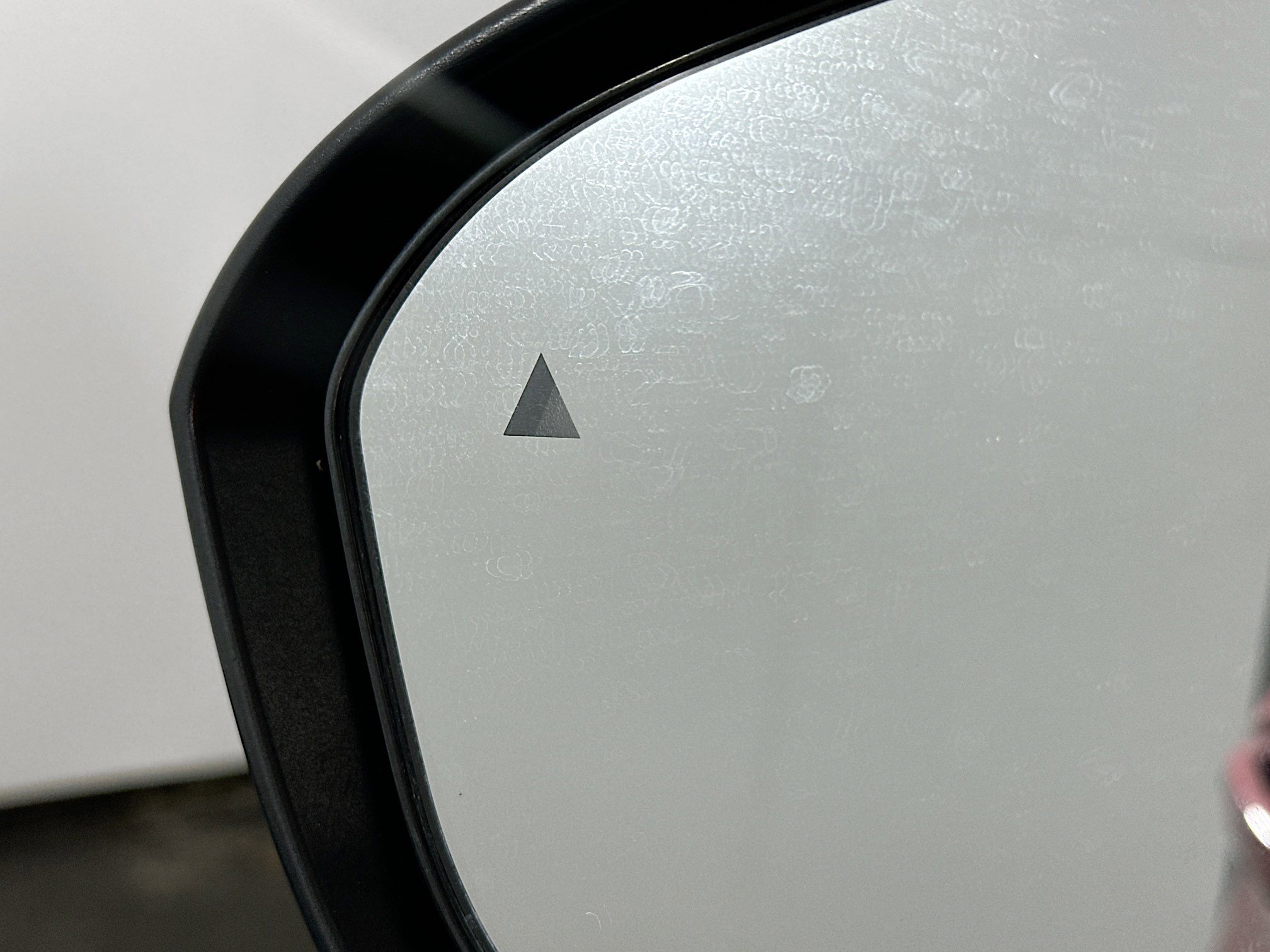 Used 2024 Mitsubishi Outlander SE image 16