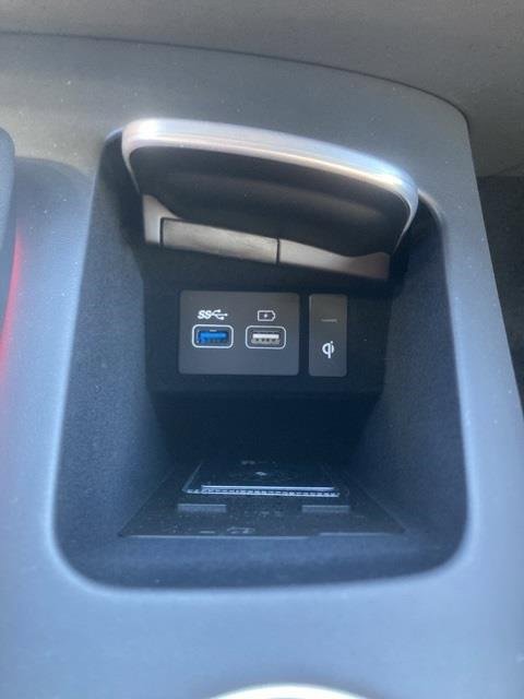 Used 2025 Genesis GV70 3.5T Sport w/ Sport Advanced Package image 17