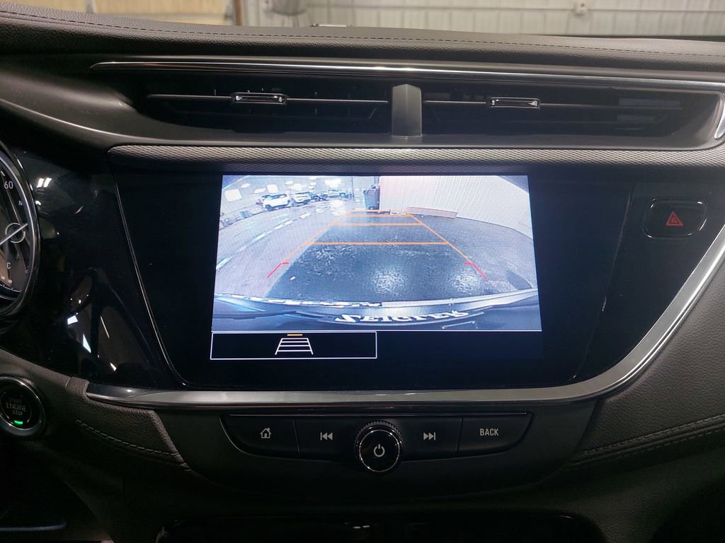 Used 2022 Buick Encore GX Essence w/ Experience Buick Package AWD/4WD image 25
