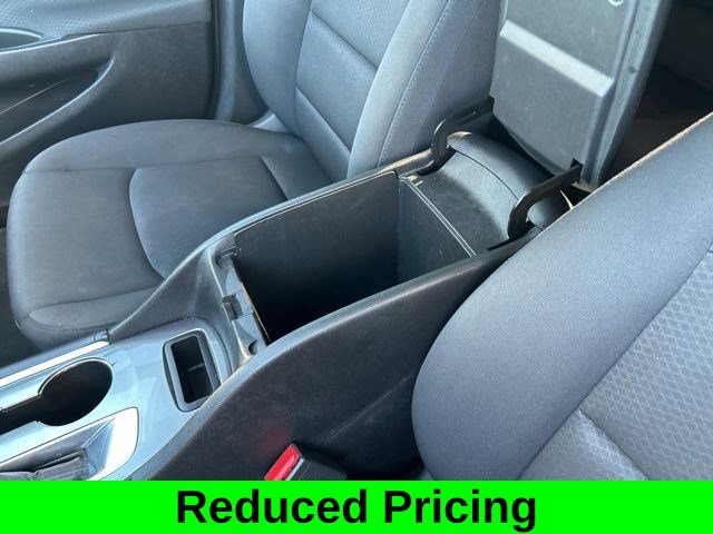 Used 2018 Chevrolet Malibu LT image 30