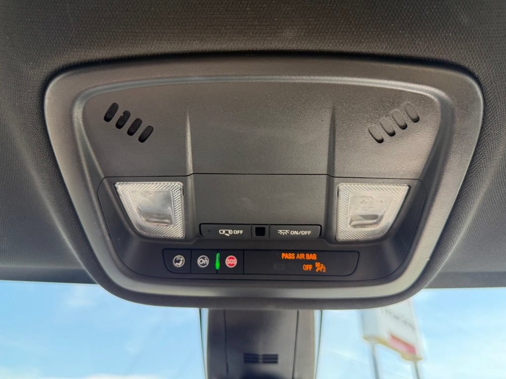 Used 2023 Chevrolet Traverse LS FWD image 30