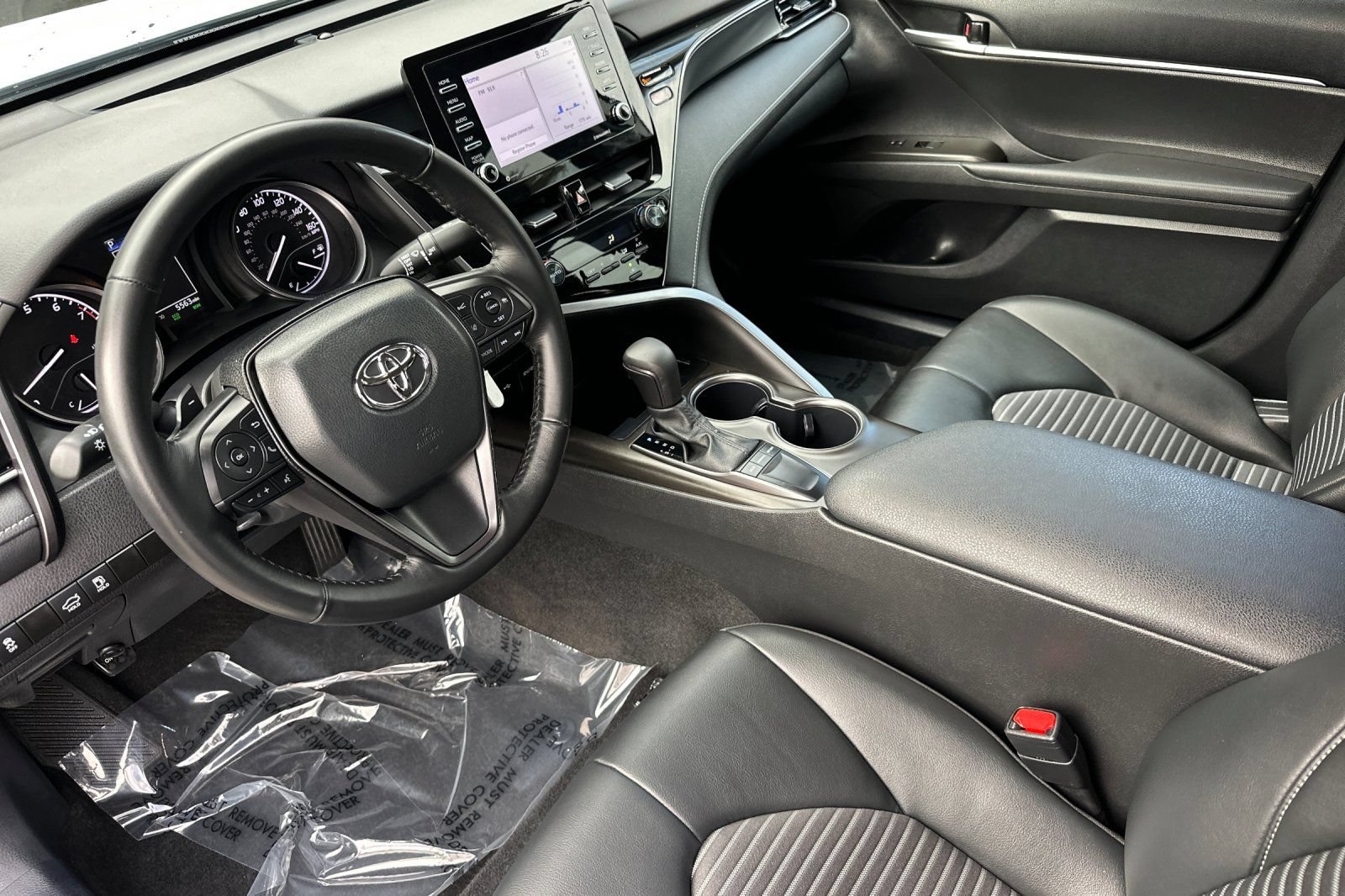 Certified 2024 Toyota Camry SE FWD image 10