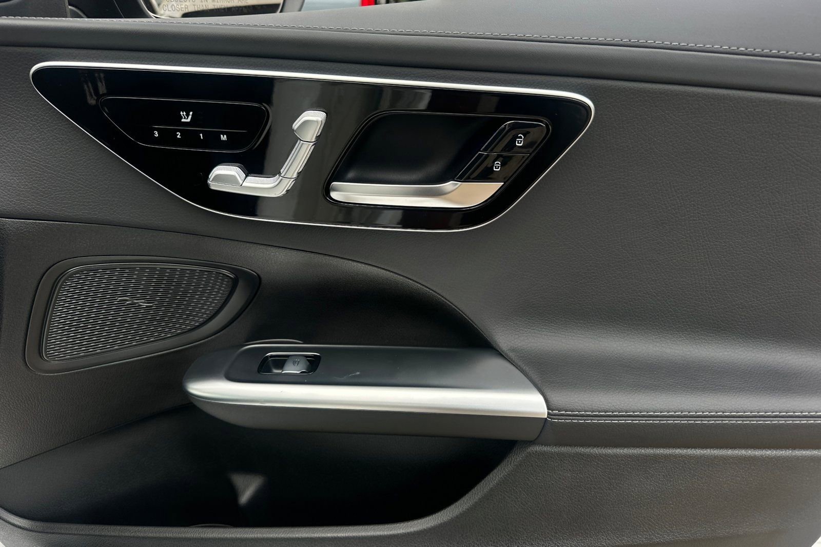 New 2025 Mercedes-Benz C 300 4MATIC Sedan image 32