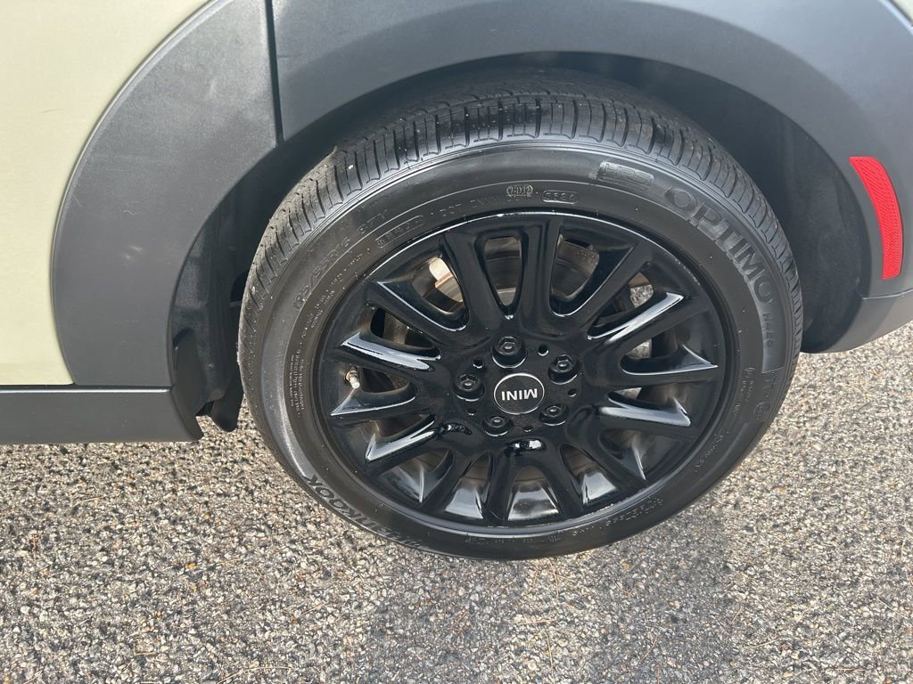 Used 2019 MINI Cooper 4-Door Hardtop image 10