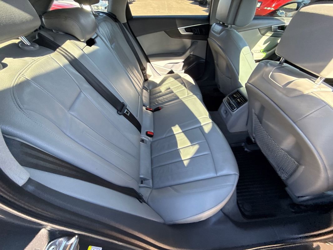 Used 2018 Audi A4 2.0T allroad Premium Plus w/ Premium Plus Package image 17
