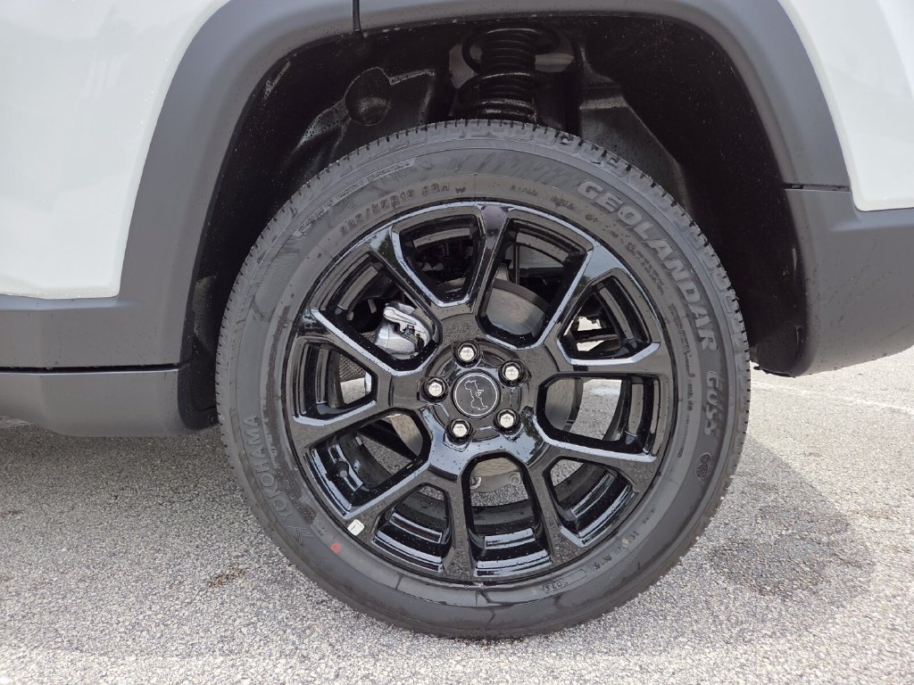 New 2026 Jeep Compass Latitude AWD/4WD image 20