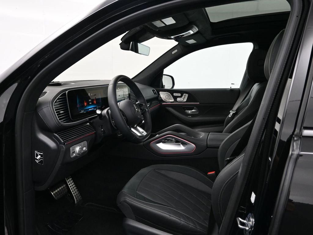 Used 2026 Mercedes-Benz GLS 63 AMG 4MATIC image 4