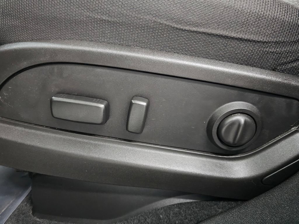 Used 2016 Chevrolet Traverse LT AWD/4WD image 15