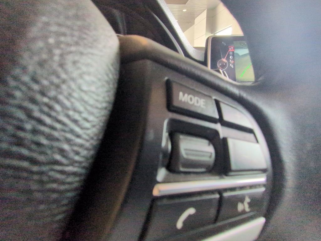 Used 2016 BMW X5 xDrive40e AWD/4WD image 16