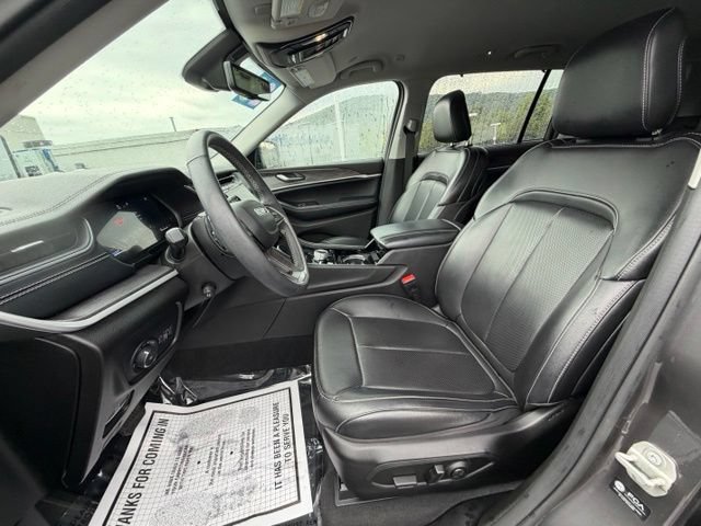 Used 2023 Jeep Grand Cherokee L Limited w/ Luxury Tech Group II AWD/4WD image 34