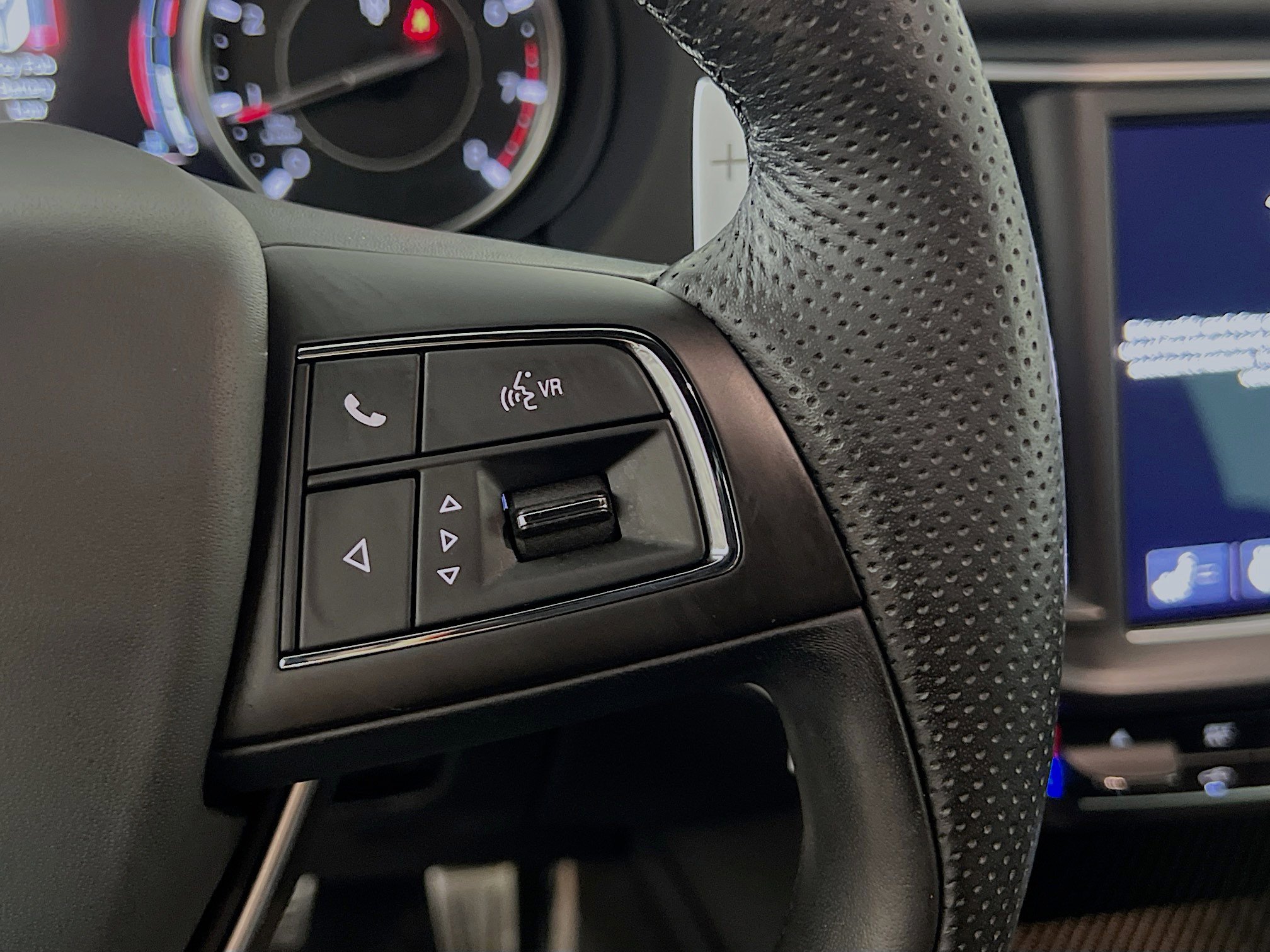 Used 2022 Maserati Levante Modena AWD/4WD image 20