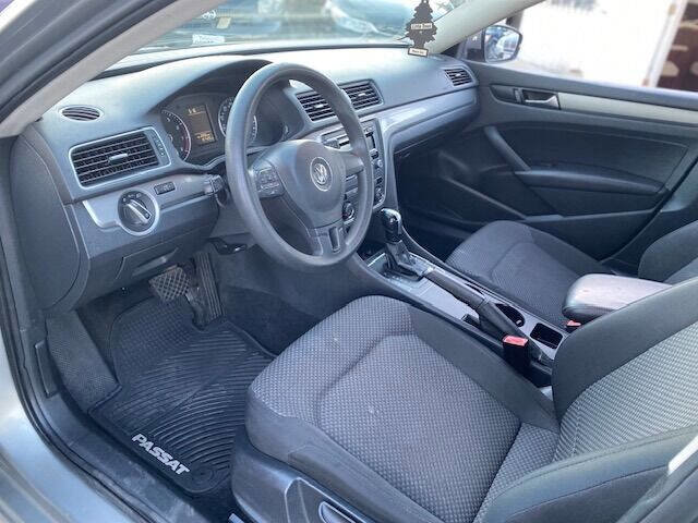 Used 2013 Volkswagen Passat 2.5 S image 7