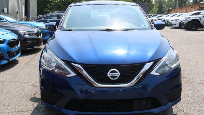 Used 2019 Nissan Sentra SV w/ Special Edition Package FWD image 2