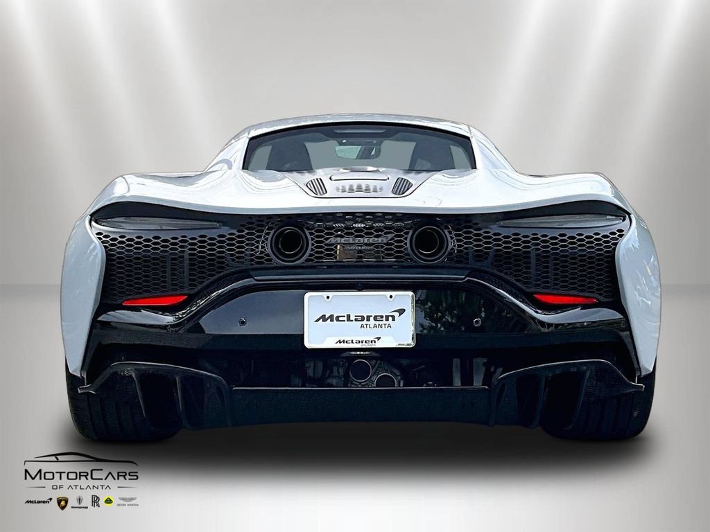 New 2026 McLaren Artura RWD image 4
