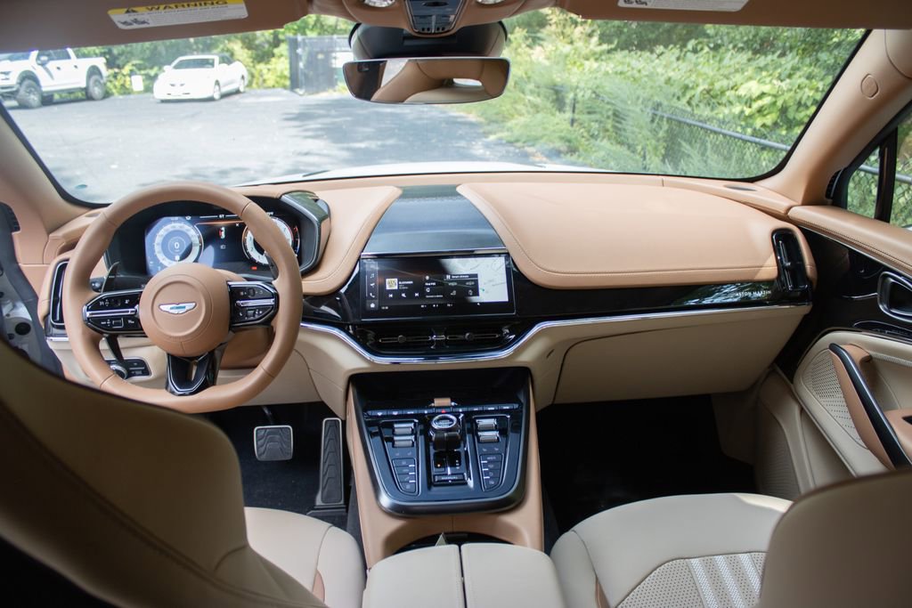 New 2025 Aston Martin DBX 707 image 21
