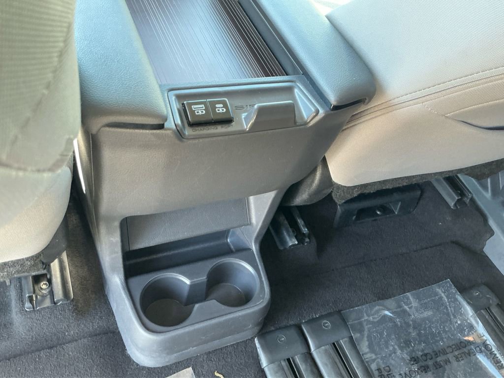 Used 2024 Toyota Sienna LE image 20