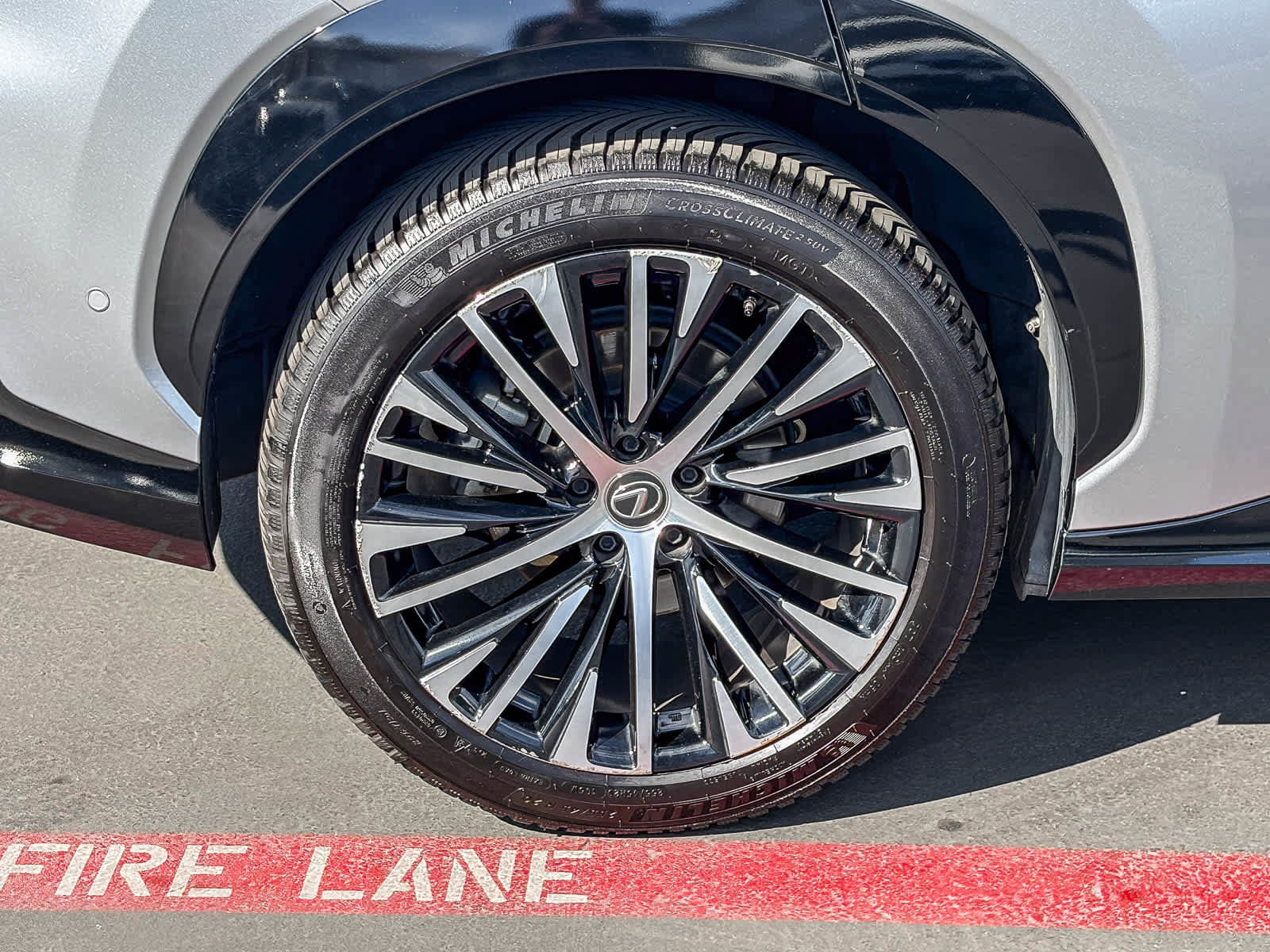 Certified 2023 Lexus RZ 450e Luxury w/ Accessory Package (Z1) image 10