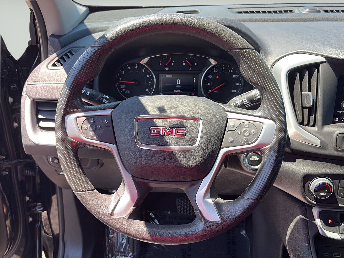 Used 2022 GMC Terrain SLE w/ Driver Convenience Package FWD image 13