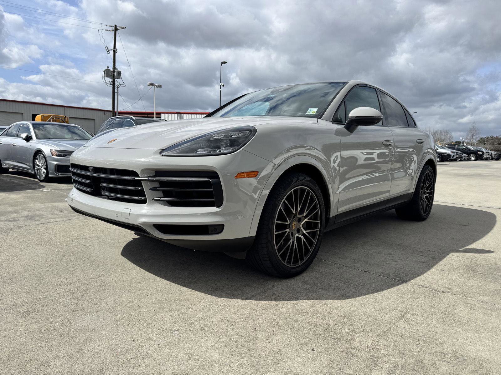 Used 2022 Porsche Cayenne S Platinum image 3