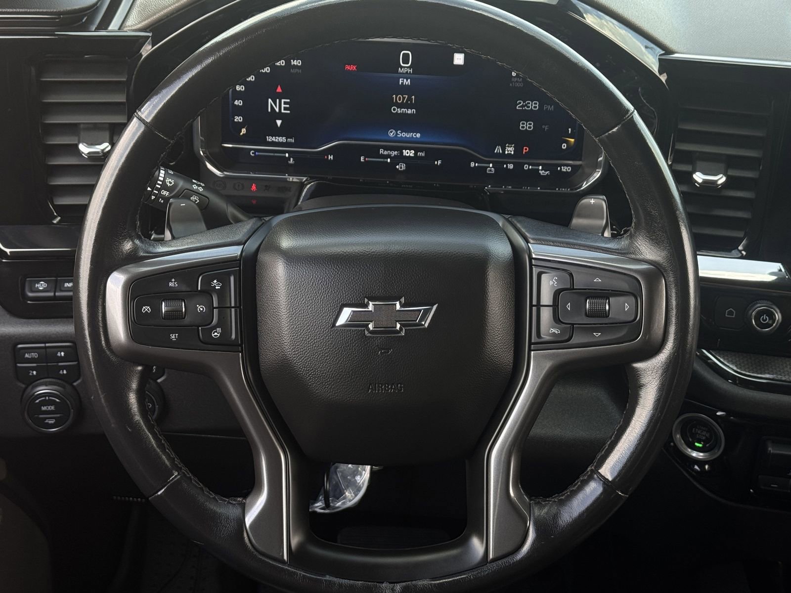 Used 2022 Chevrolet Silverado 1500 ZR2 w/ Technology Package image 16