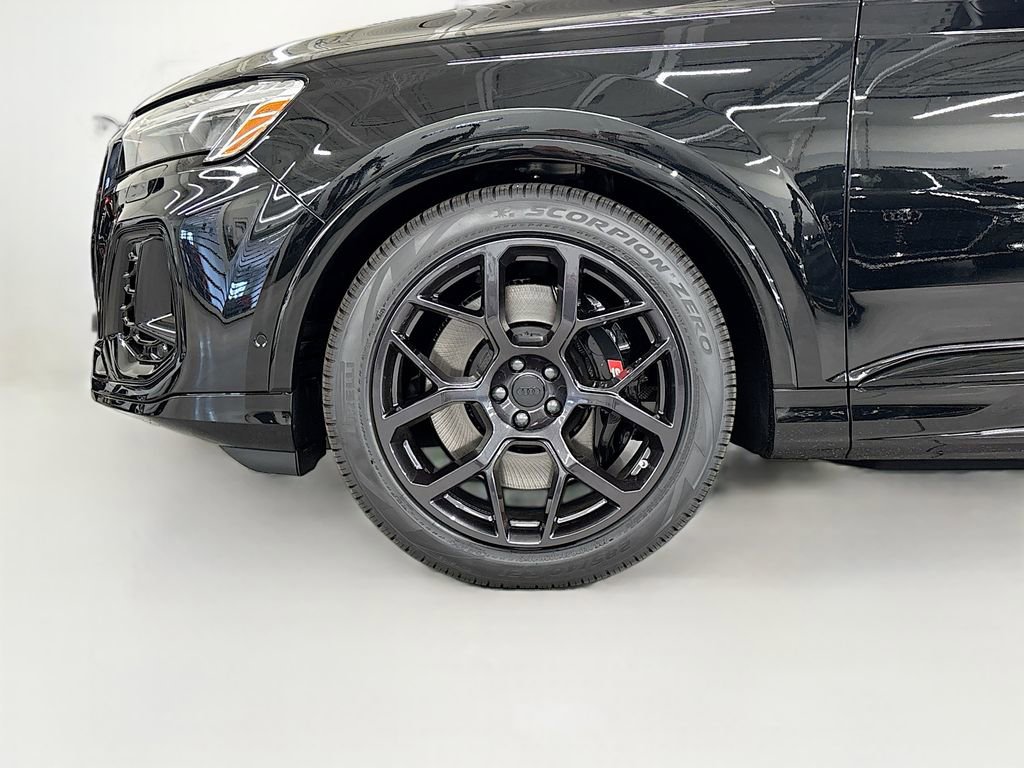 New 2026 Audi SQ7 Premium Plus AWD/4WD image 25