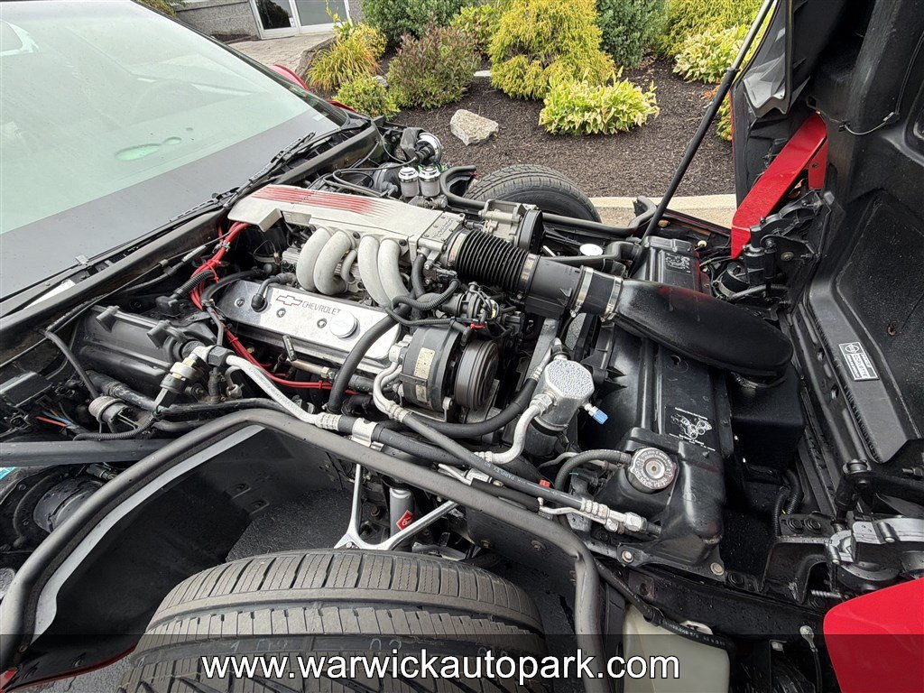 Used 1987 Chevrolet Corvette Coupe RWD image 6