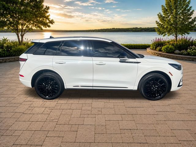 Certified 2024 Lincoln Corsair AWD w/ Equipment Group 101A image 9