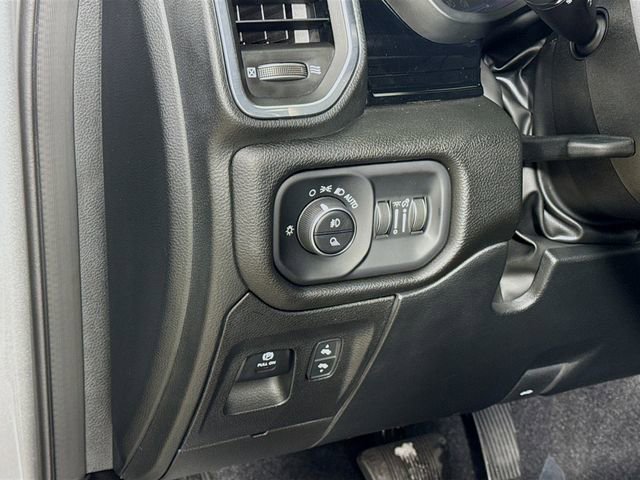 Used 2025 RAM 1500 Laramie w/ Night Edition image 10