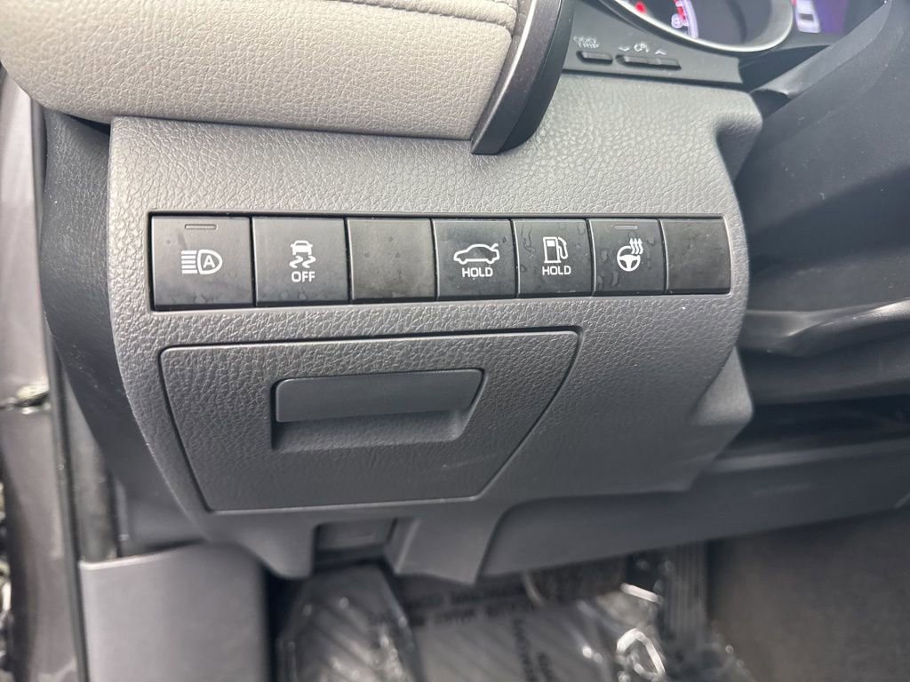 Used 2021 Toyota Camry LE w/ Cold Weather Package AWD/4WD image 27