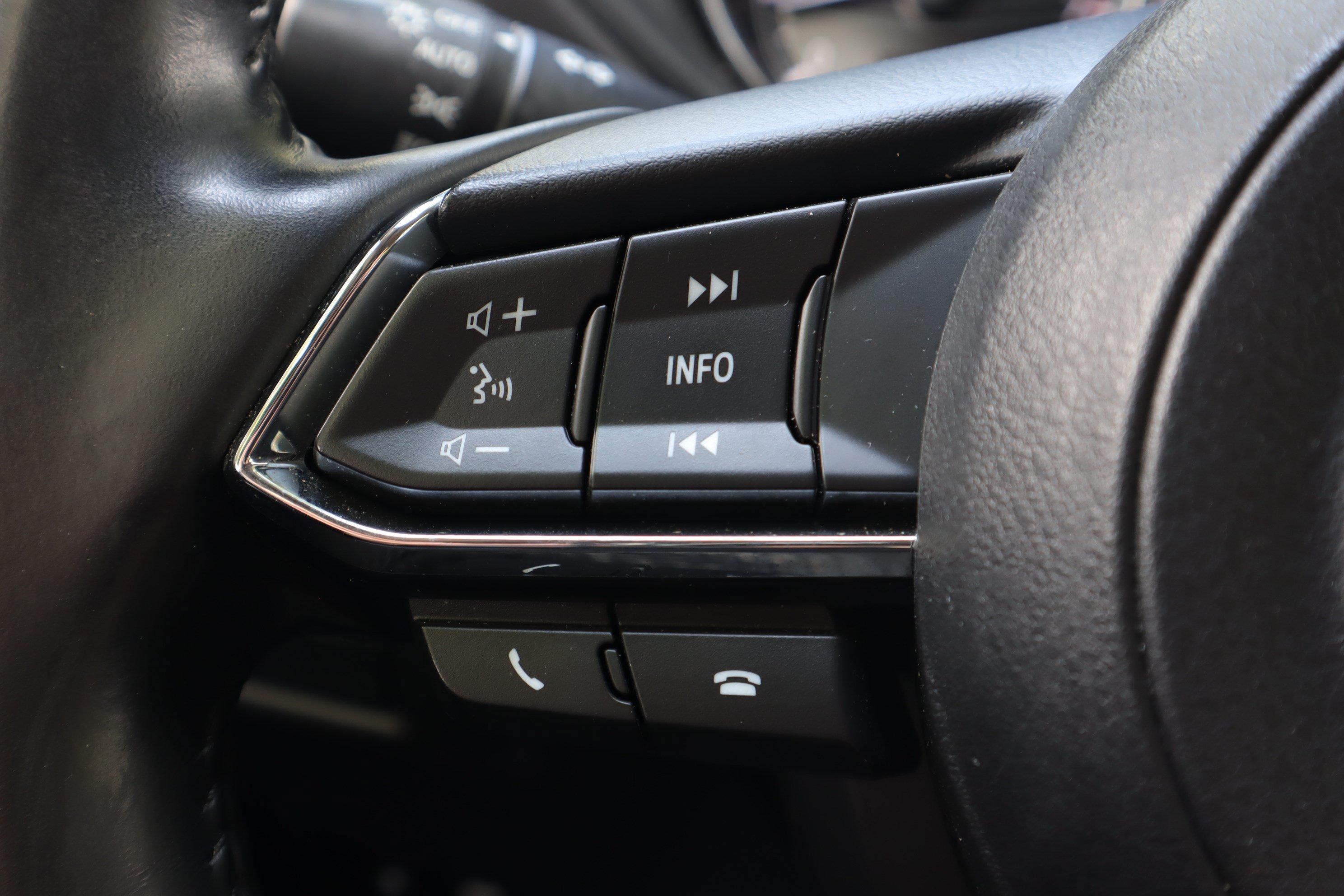 Used 2020 MAZDA CX-5 Touring FWD image 16